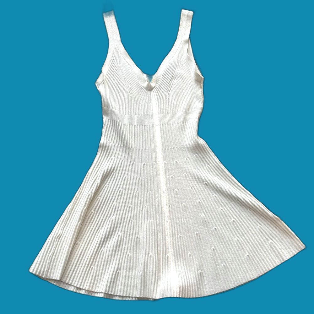 Express White Ribbed V‑Neck Knit Mini Dress